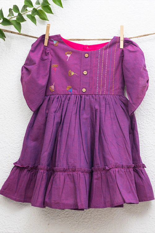 Soleilclo "Sparkler" Hand Embroidered Gathered Sleeve Cotton Dress - Image 6