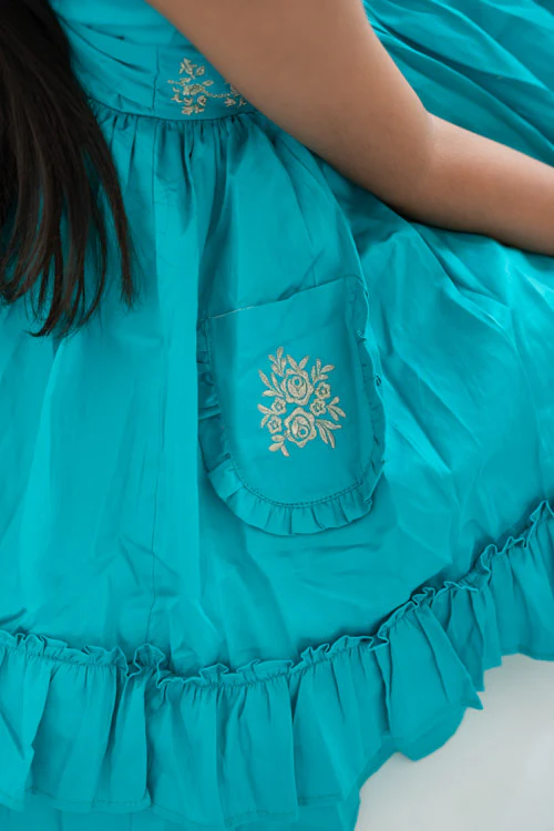 Soleilclo "Teal Embroidered Cotton Satin Sleeveless Dress With Pockets" - Image 4