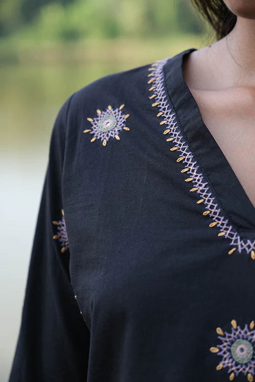 Okhai 'Songful' Pure Cotton Hand Embroidered Mirror Work Kurta - Image 2
