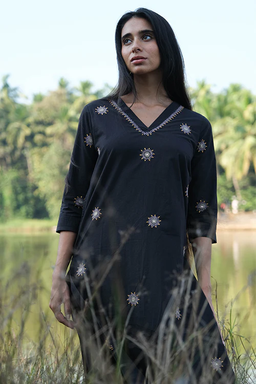 Okhai 'Songful' Pure Cotton Hand Embroidered Mirror Work Kurta - Image 6