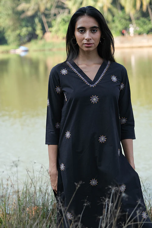 Okhai 'Songful' Pure Cotton Hand Embroidered Mirror Work Kurta - Image 8