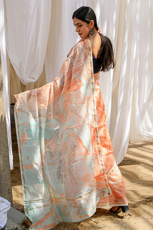 Sooti Syahi Tangy Narangi : Hand Marble Printed Chanderi Silk Saree - Image 3