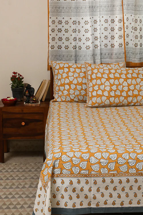 Sootisyahi 'Autumn Fall' Handblock Printed Cotton Bedsheet - Image 2