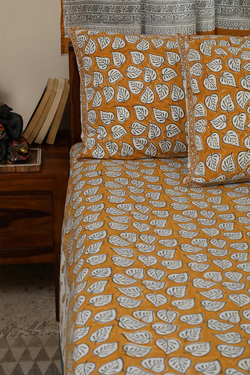 Sootisyahi 'Autumn Fall' Handblock Printed Cotton Bedsheet - Image 3