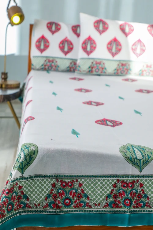 Sootisyahi 'Buds & Petals' Handblock Printed Cotton Bedsheet - Image 3