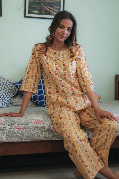 Sootisyahi 'Daisy Bliss' Handblock Printed Pure Cotton Night Suit - Image 7