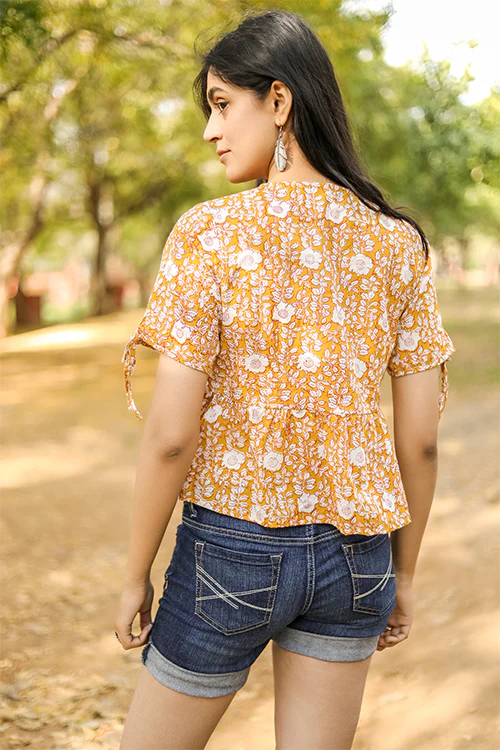 Sootisyahi 'Delighting Daffodils' Azofree Handblock Printed Pure Cotton Crop Top - Image 4