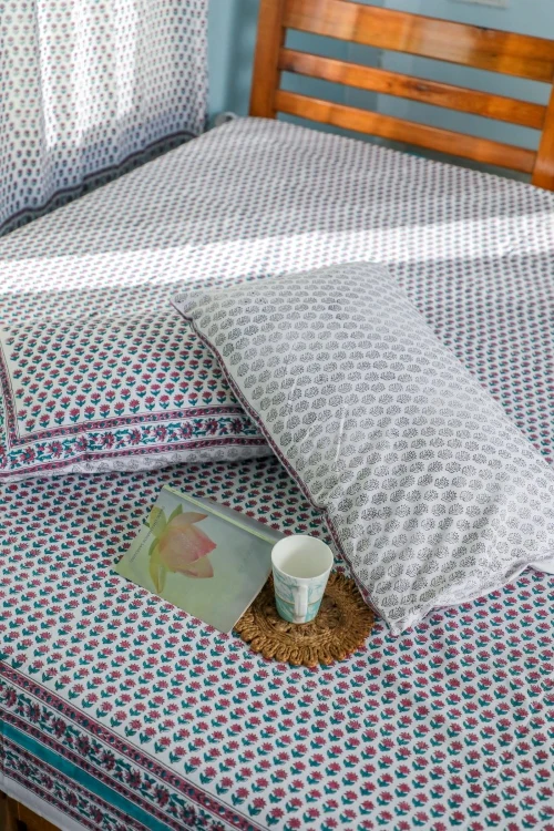 Sootisyahi 'Floral Dots' Handblock Printed Cotton Bedsheet - Image 6