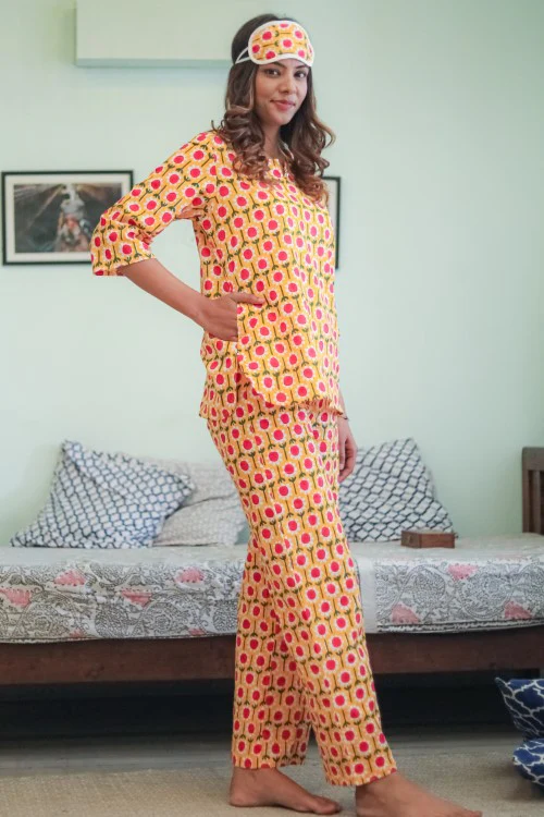 Sootisyahi 'Flower Crown' Handblock Printed Pure Cotton Night Suit - Image 3