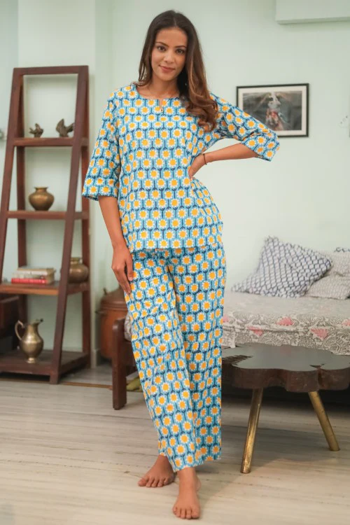 Sootisyahi 'Flower Dream' Handblock Printed Pure Cotton Night Suit - Image 6