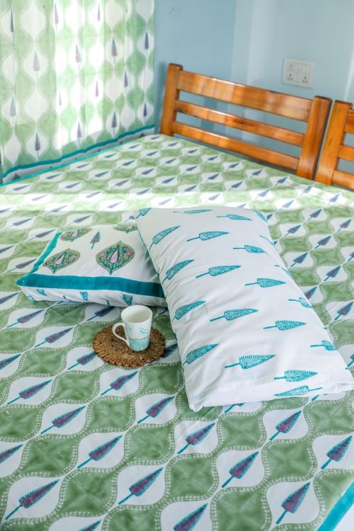 Sootisyahi 'Four Seasons' Handblock Printed Cotton Bedsheet - Image 5