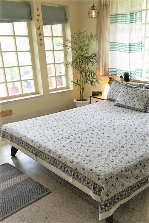 Sootisyahi 'Lily Liberty' Handblock Printed Cotton Bedsheet - Image 4