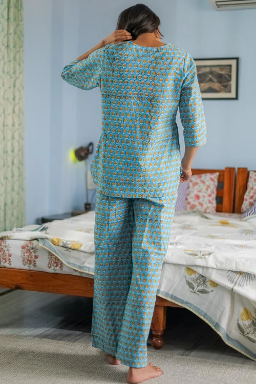 Sootisyahi 'Rosey Retreat' Handblock Printed Pure Cotton Night Suit - Image 4
