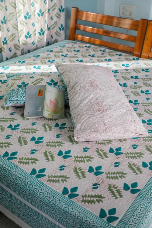 Sootisyahi 'Vibrant Essence' Handblock Printed Cotton Bedsheet - Image 3