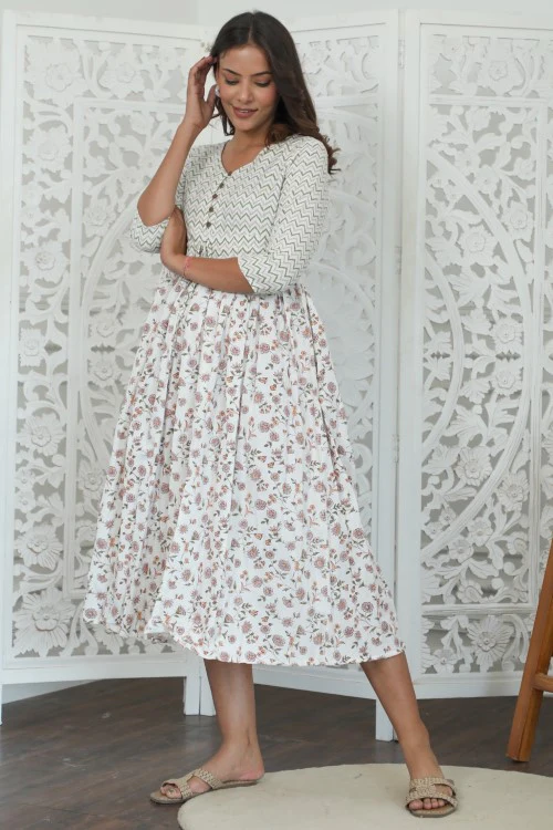 Sootisyahi ' Zenith ' Azofree Handblock Printed Pure Cotton Dress - Image 6