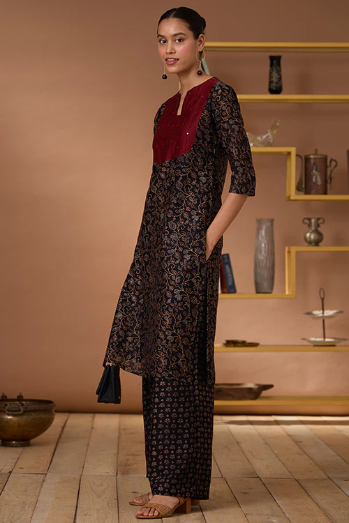 Okhai "Starburst" Hand Embroidered Mirror and Beadwork Handblock Printed Chanderi Silk Ajrakh Kurta - Image 3