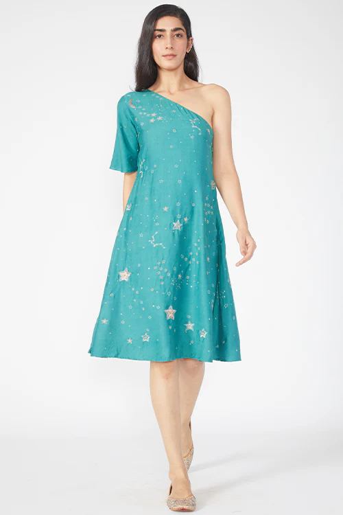 Okhai 'Stellar' Embroidered One Shoulder Dress With Dupatta - Image 5