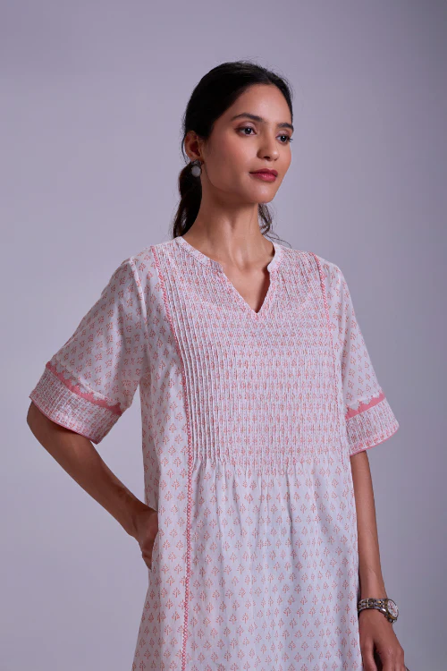 Rangsutra Suhani White Flared Cotton Dress With Applique - Image 3