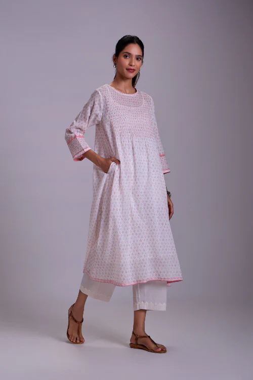 Rangsutra Suhani White Flared Cotton Kurta With Applique