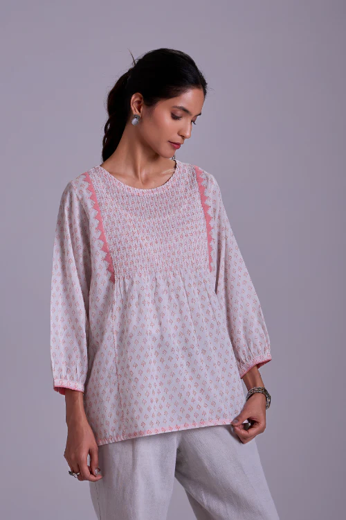 Rangsutra Suhani White Pintuck Cotton Top With Applique