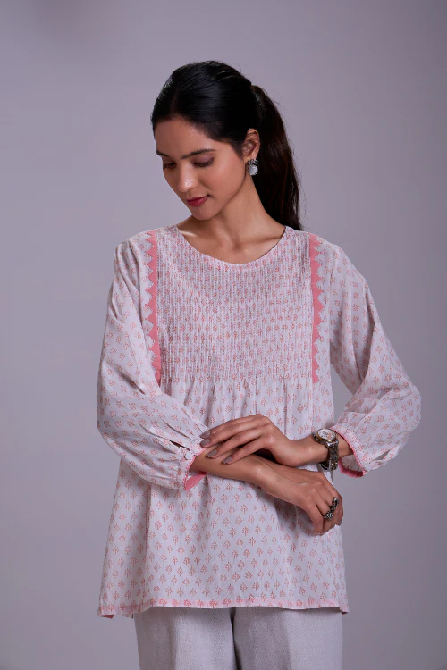 Rangsutra Suhani White Pintuck Cotton Top With Applique - Image 6