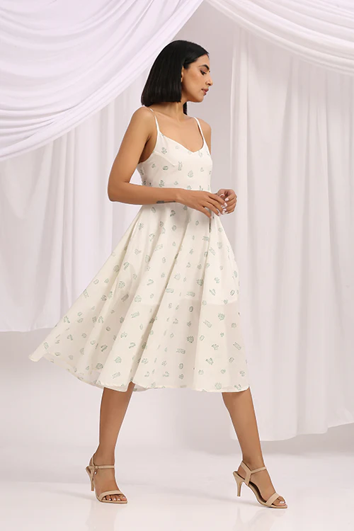 Okhai 'Summer Breeze' Hand Block Printed Cotton Dress - Image 6