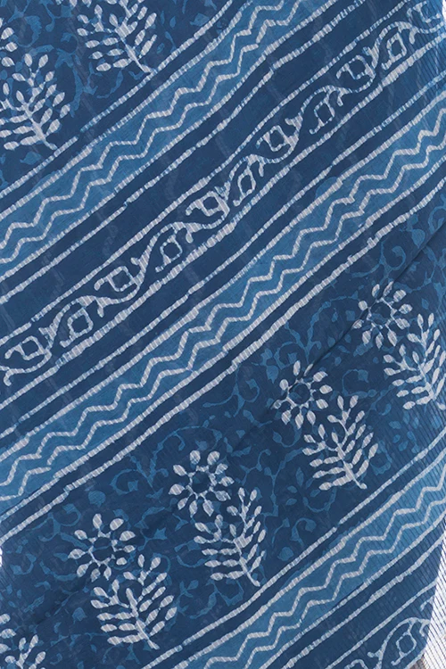 TICH Summer Moods. Dabu Block Printed Maheshwari Saree - Blue Flora & Waves - Image 6