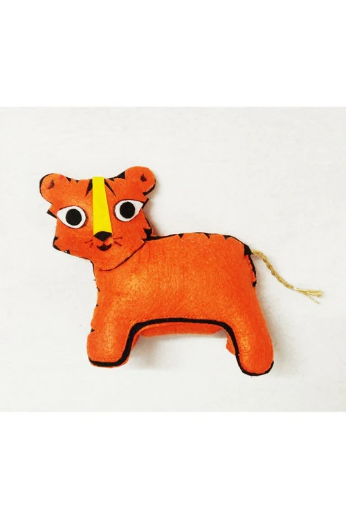 "Svatanya" Handcrafted Eco-Friendly Durga & Tiger - Image 3