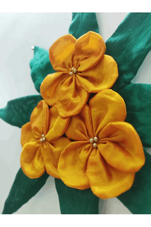 "Svatanya" Handcrafted Eco-Friendly Marigold & Mango Leaf Toran - Image 3