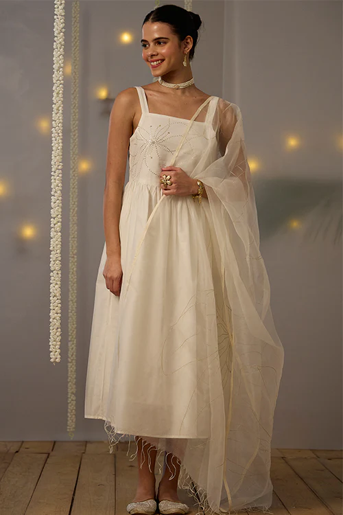 Okhai "Tara" Mukaish and Khaat Bharat work Dress with Dupatta - Image 4