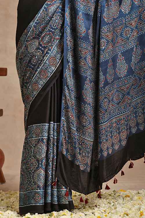 Tenaaro Ajrakh Hand Block Printed Modal Saree - Image 4
