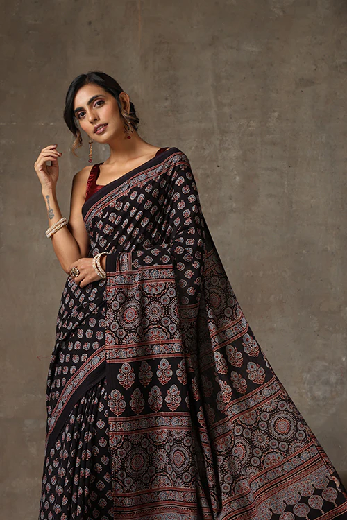 TENAARO Ajrakh Hand Block Printed Mul Cotton Saree - Image 5