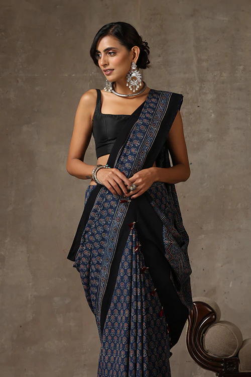 TENAARO Ajrakh Hand Block Printed Mul Cotton Saree - Image 2