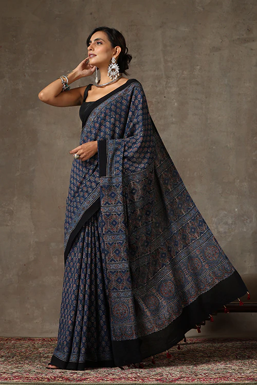 TENAARO Ajrakh Hand Block Printed Mul Cotton Saree - Image 4