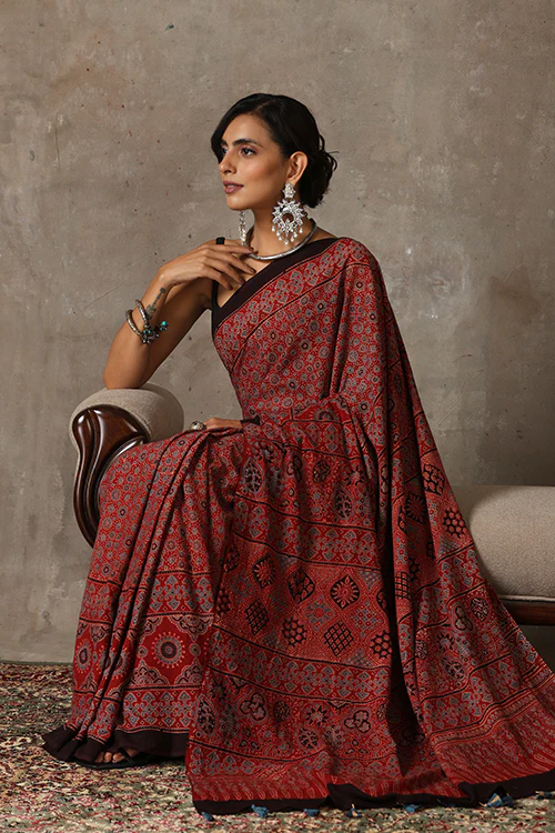 TENAARO  Ajrakh Hand Block Printed Mul Cotton Saree - Image 3