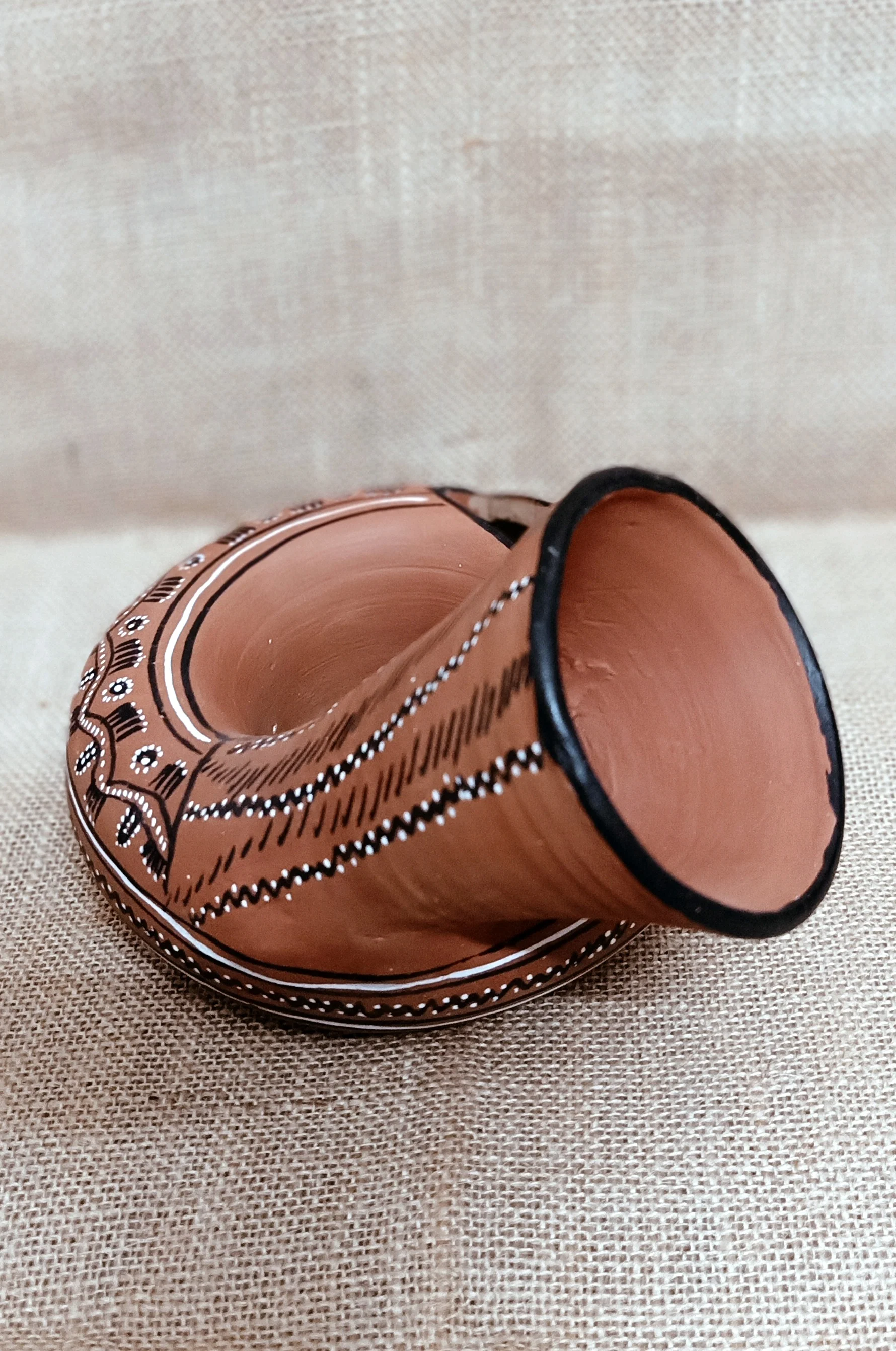 Terracotta by Sachii "Kutch Painted Pottery Amplifier" - Image 3