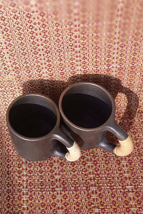 Terracotta by Sachii "Longpi Black Pottery Coffee Mug Large Set of 2" - Image 8