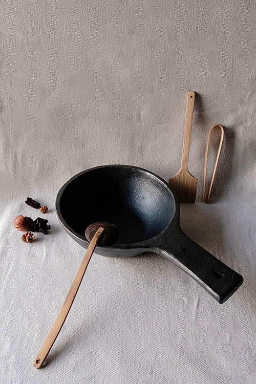 Terracotta by Sachii Longpi Black Pottery Deep Frying Pan - Image 2
