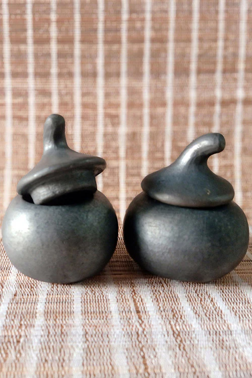 Terracotta by Sachii "Longpi Black Pottery Sauce Pot" - Image 8