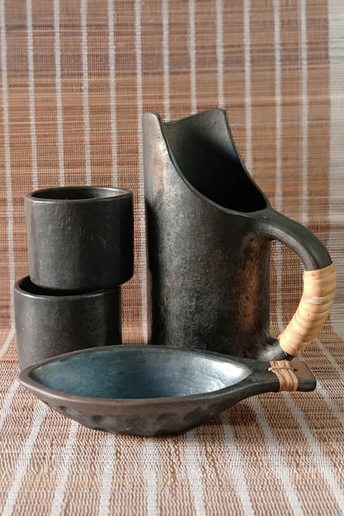 Terracotta by Sachii "Longpi Black Pottery Thandai and Gujhiya Serving Set" - Image 4