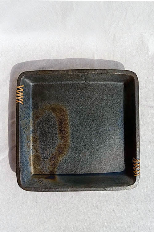 Terracotta by Sachii Longpi Black Pottery Tray Square - Image 4