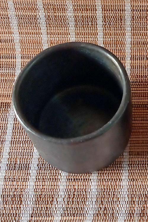 Terracotta by Sachii "Longpi Black Pottery Tumbler Small" - Image 7