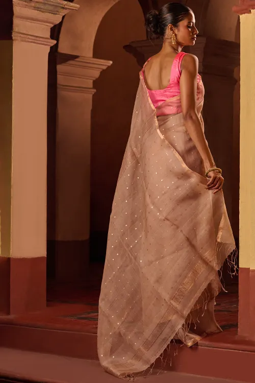 The ICH Bengal Elegance. Handwoven Sequinned Resham Silk Saree - Greyish Beige - Image 5