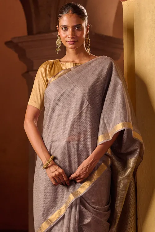 The ICH Bengal Elegance. Handwoven Silk Cotton Saree - Silver Ash - Image 3