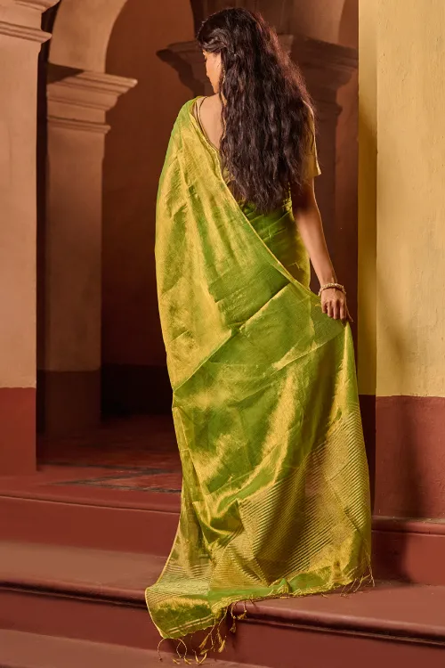 The ICH Bengal Elegance. Handwoven Tissue & Linen Saree - Golden Lime - Image 5