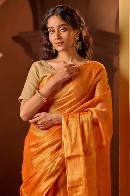 The ICH Bengal Elegance. Handwoven Tissue & Linen Saree - Golden Sunset - Image 2