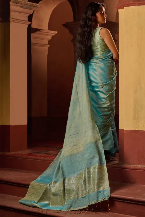The ICH Bengal Elegance. Handwoven Tissue & Linen Saree - Mist Blue - Image 2