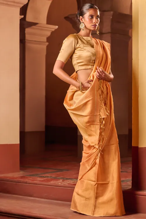 The ICH Bengal Elegance. Handwoven Tissue & Linen Saree - Peach Champagne - Image 4