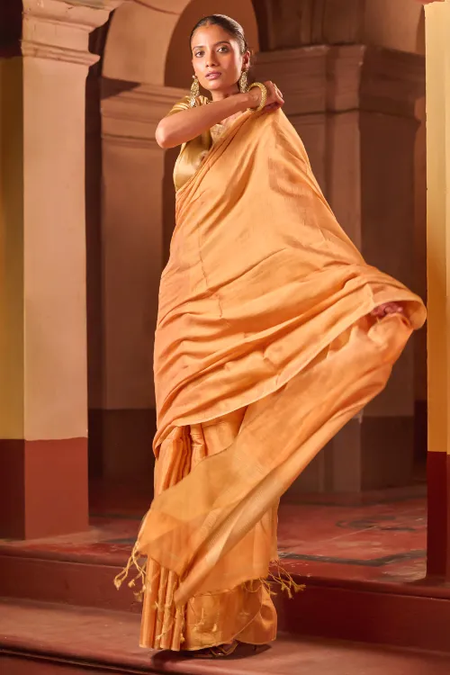 The ICH Bengal Elegance. Handwoven Tissue & Linen Saree - Peach Champagne - Image 6