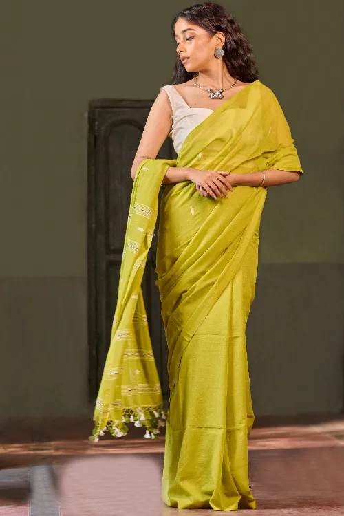 The ICH Bengal Vibes. Handwoven Jamdani Soft Mul Cotton Saree - Lime Poetry - Image 3